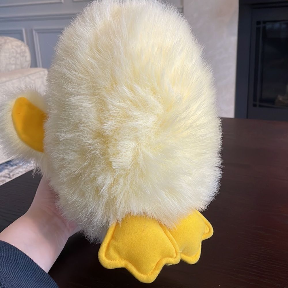 Large Fluffy Yellow Chick 11” long 13” tall Baby Chicken Excellent Used Conditi… - Picture 6 of 7